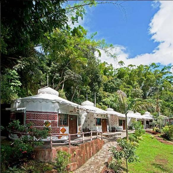 Green Valley Resort Bandungan Exterior foto