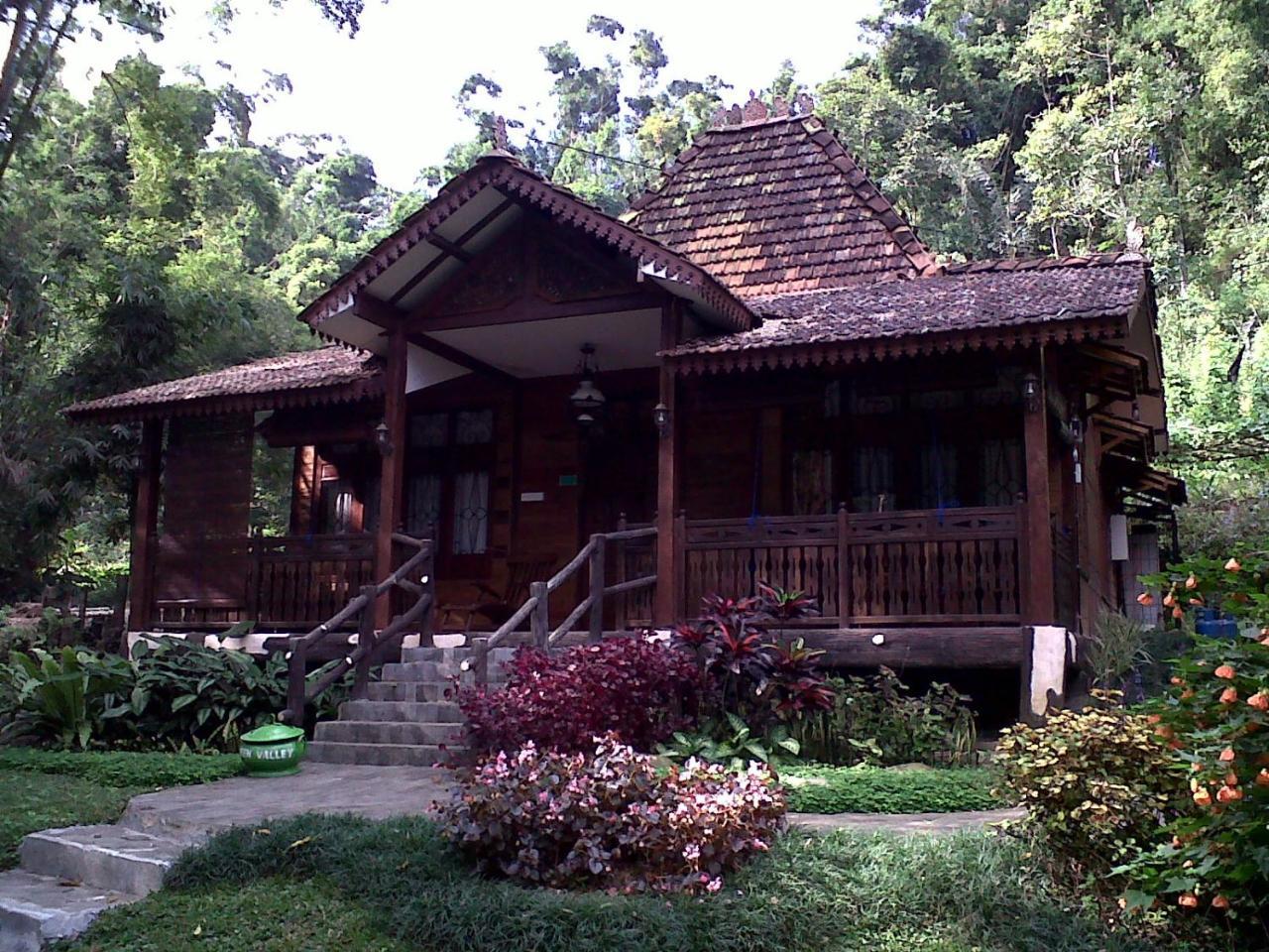 Green Valley Resort Bandungan Exterior foto