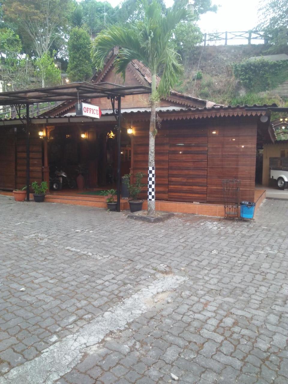 Green Valley Resort Bandungan Exterior foto
